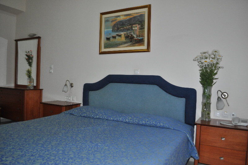 Blue Aegean Hotel & Suites Gouves Esterno foto
